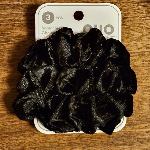 FUN QUO SCRUNCHIE LOT of 15 Packs Total of 45 pieces BNIP - Picture 2 of 4